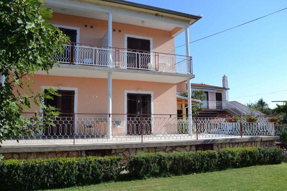Apartmani Vilma Пакоштане Экстерьер фото